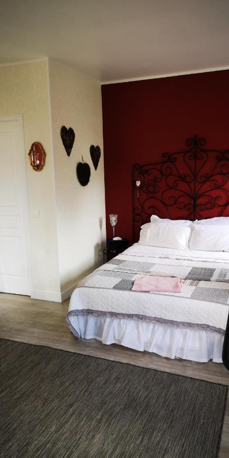 La Cour du Puits, chambre Colyn Cormeilles  Extérieur photo